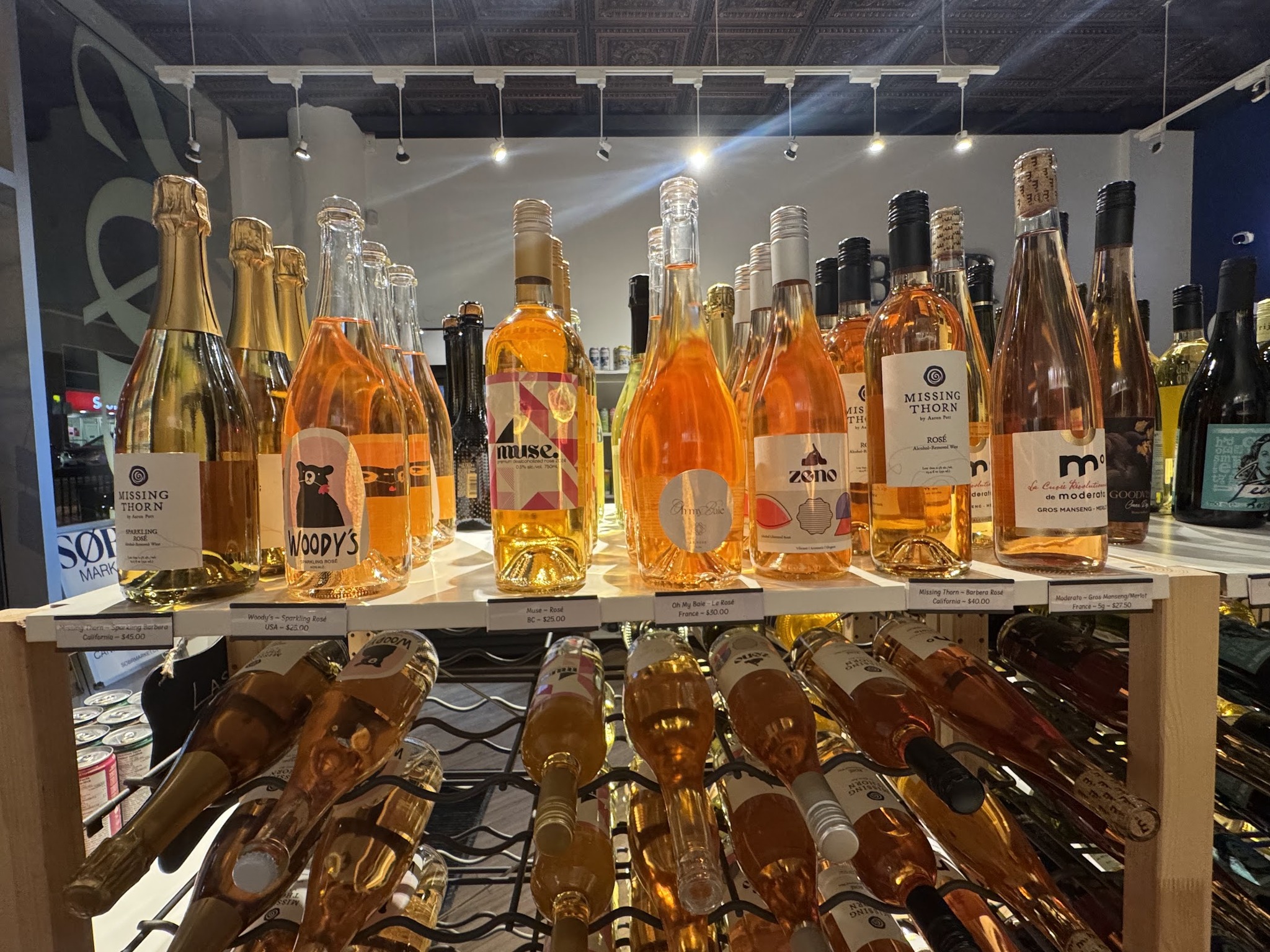 These Alcohol-Free Wine and Spirits Will Make Valentine’s Day Feel Extra Special!