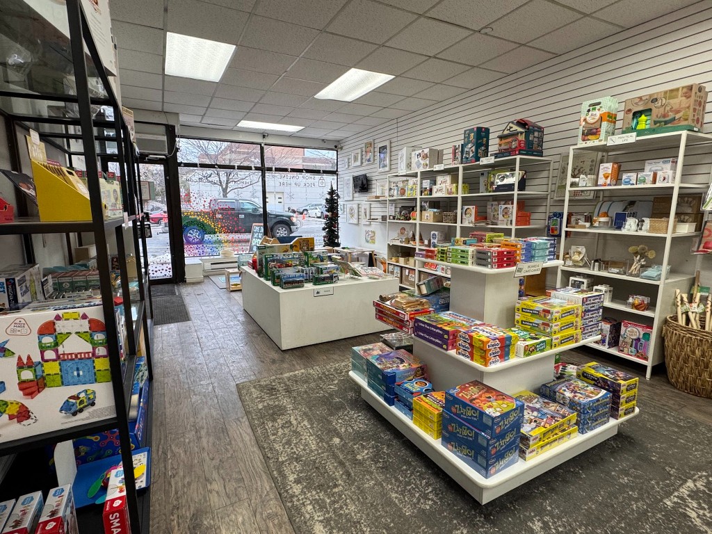 Haystack Helps with Holiday Shopping: Delivers Purchase from The Montessori Room